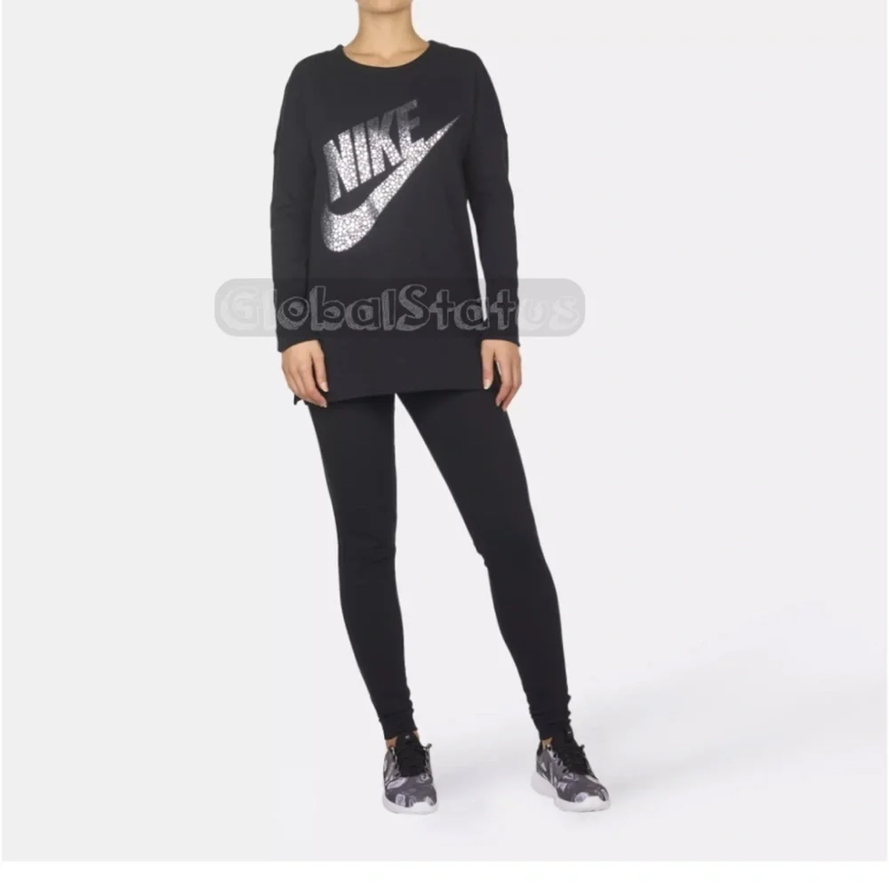 Nike Black Long Sleeve Top (Small)